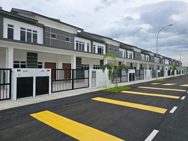 FULL LOAN 2 Tingkat 458K KOTA KEMUNING SHAH ALAM JALAN KEBUN RIMBAYU