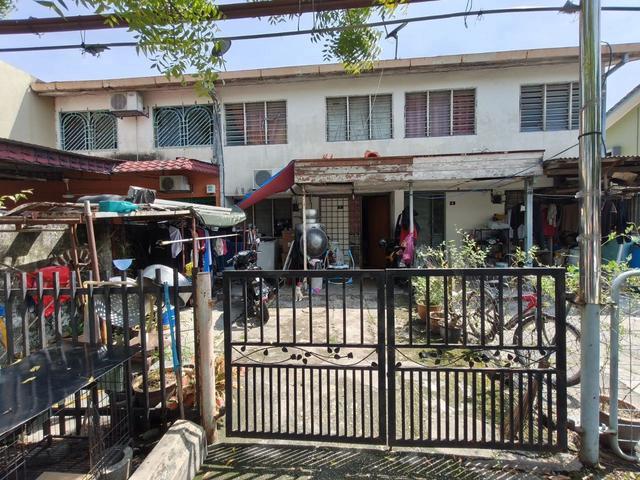 FULL LOAN 2 Storey Taman Sri Puchong 5x Puchong