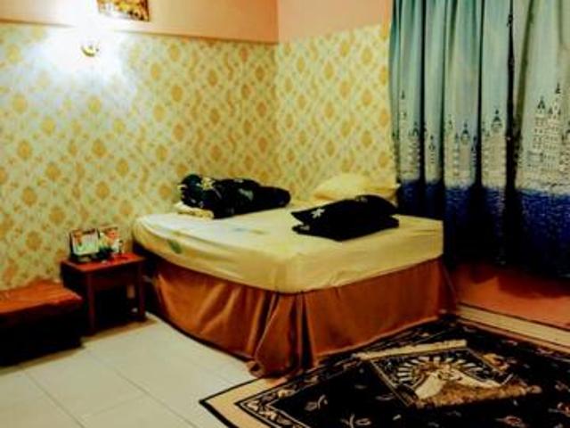 Full Loan Cash Back Beverly Hills Condominium A Famosa Alor Gajah