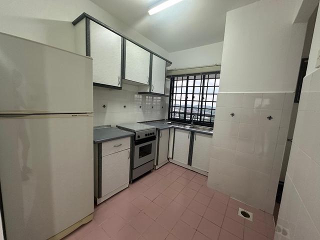 full loan cash back SERI MUTIARA corner lot high floor good condition