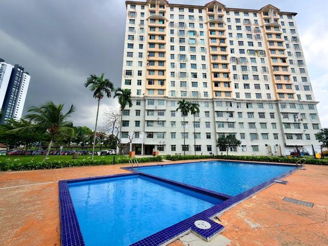 Full Loan Cheapest Indah Court Apartment Taman Bukit Indah near Tuas