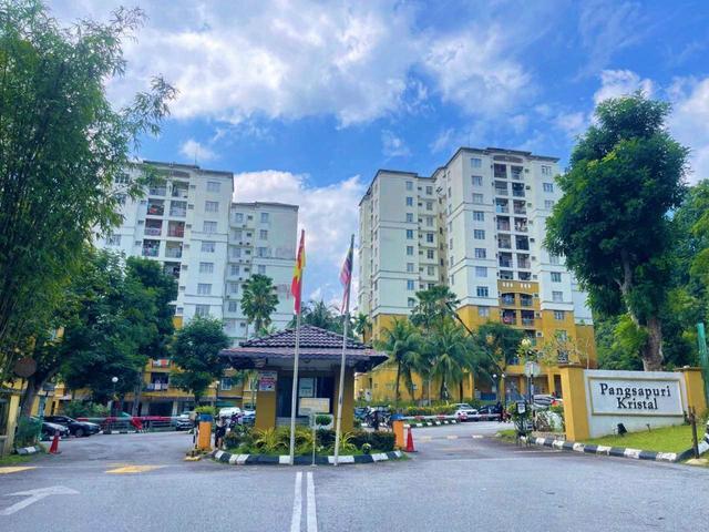FULL LOAN Crystal Tower Taman Bukit Indah 68000 Ampang