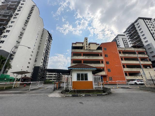 FULL LOAN ADA BALCONYApartment Sri Ria Taman Sepakat Indah Kajang