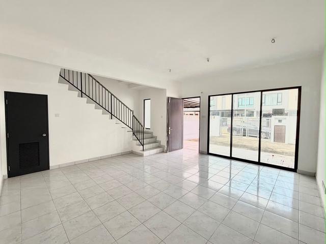 Full Loan Austin Duta 2Storey Terrace