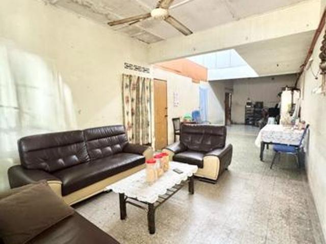 FULL LOAN BELOW MARKET PRICE 1 Storey House Taman Klang Jaya Klang