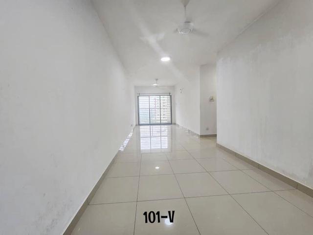 FULL LOAN BELOW MARKET 914ft Alam Sanjung Apartment Seksyen 22