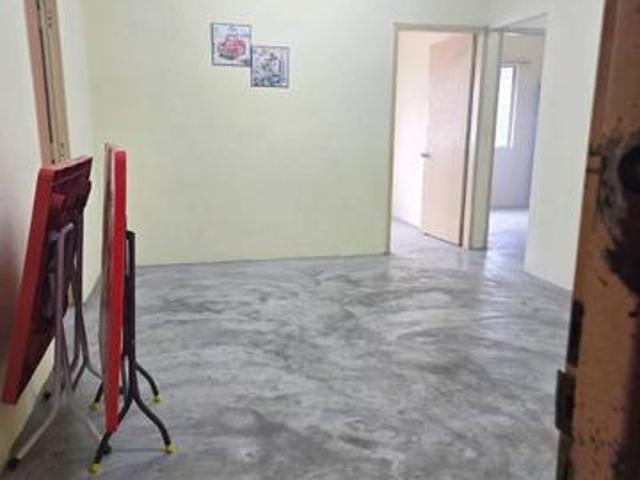 FULL LOAN BEST BUY 3rd Floor Flat Bandar Bukit Tinggi 2Klang