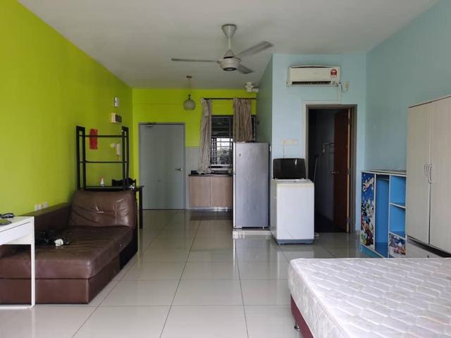 Full Loan Big Balcony Fully Furnished Zennith Suites Rental