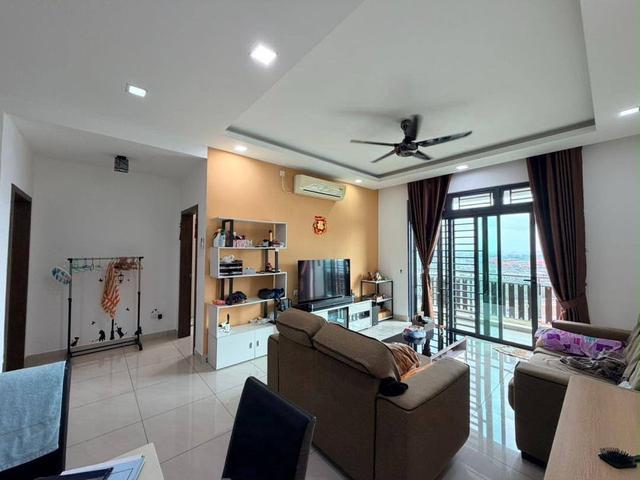 Full Loan Good Condition Dsecret Garden Kempas Indah