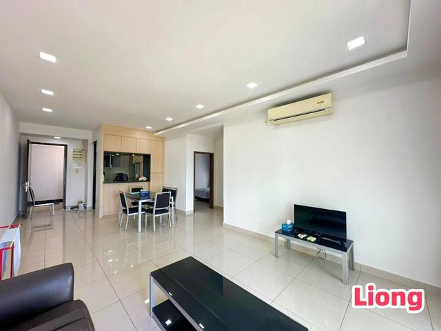 Full Loan D Secret Garden Kempas corner lot high floor big size