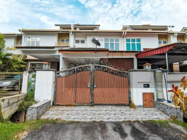 FULL LOAN Double Storey Terrace Kota Puteri Batu Arang Rawang