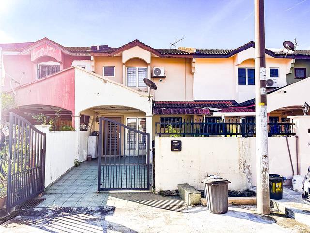 FULL LOAN Double Storey Terrace Taman Sri Indah Balakong Cheras
