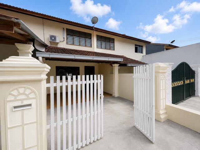 FULL LOAN Double Storey Jalan Jati Bandar Putra Kulai Johor