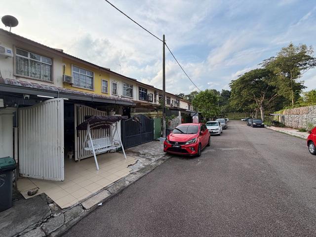 Full Loan Double Storey LMC Taman Puteri Wangsa Ulu Tiram