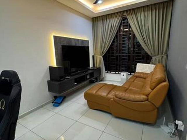 FULL LOAN Dsummit Residences Well Maintain