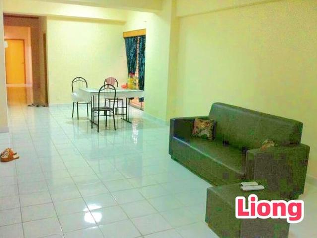 Full Loan Dwi Mahkota Tampoi Penthouse 5 bedrooms 2 parkings