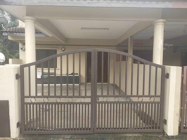 full Loan End Lot Unit 2 Storey Terraced 4br3b KAPAR Klang
