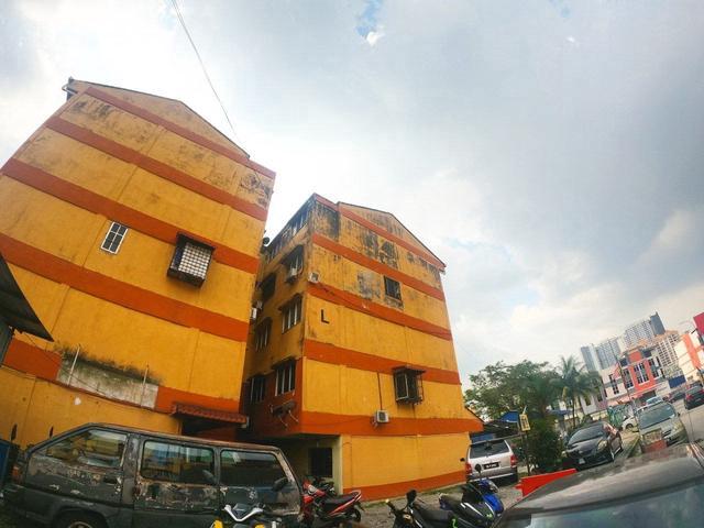 FULL LOAN Flat Taman Desaria PJS 5 Petaling Jaya