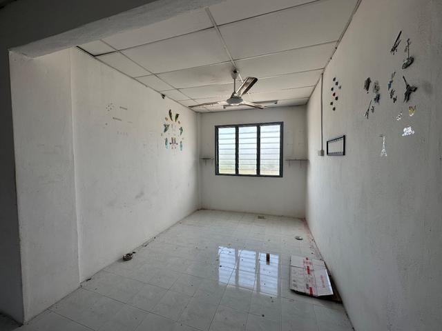 Full Loan Flat For Sales Taman Machang Bubok