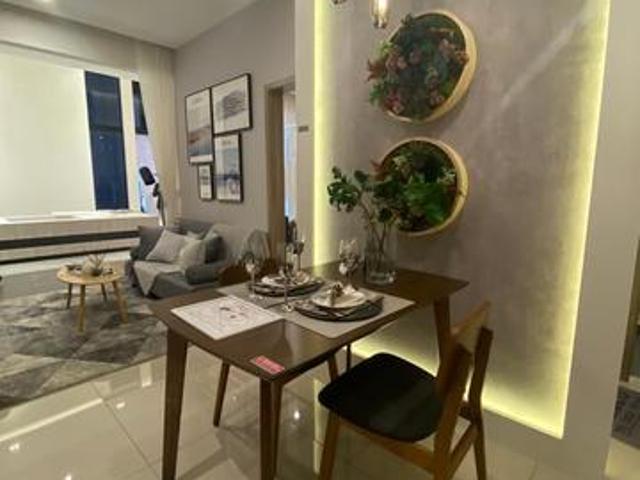 Full loan free legal RTS CIQ danga bay veranda twin tower Bora sky 88