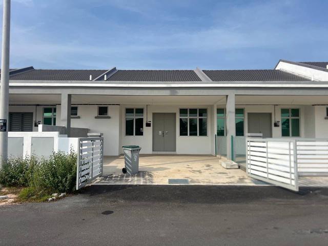 Full Loan Freehold Completed Single Storey Terrace Ayer Molek Melaka