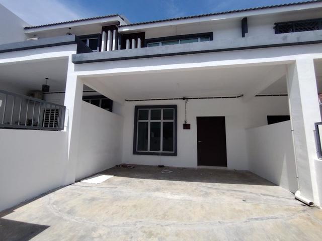 Full Loan Freehold Double Storey at Scientex Durian Tunggal Melaka