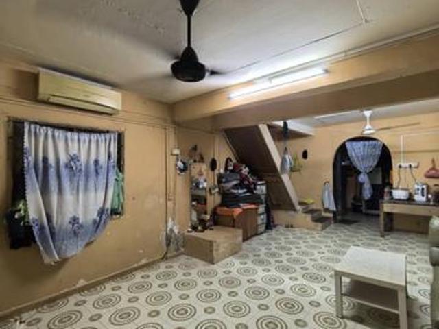 Full loan KOTA TINGGI jln cengal CORNER 2 storey low cost big size hot
