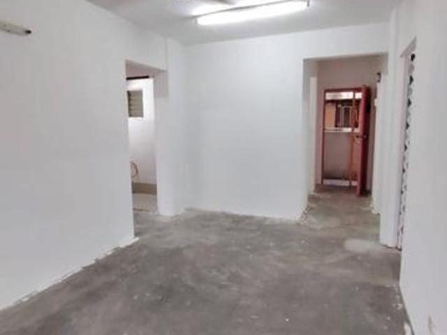 FULL LOAN HOT SALES Low Cost Flat Bandar Bukit Tinggi 1 Klang