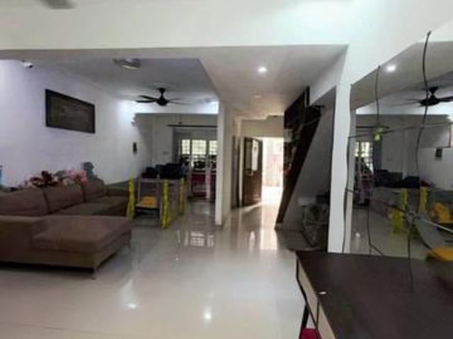 Full Loan I Renovated 2 Storey Taman Sri Haneco Semenyih