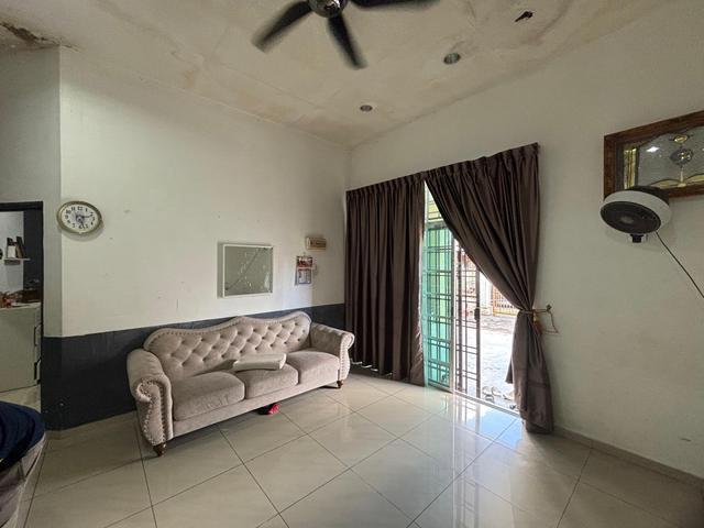 Full Loan International Lot Taman Saleng Gaya Senai