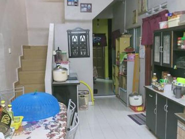 Full Loan Jalan Kemuliaan Taman Universiti 3 Bilik Skudai Johor