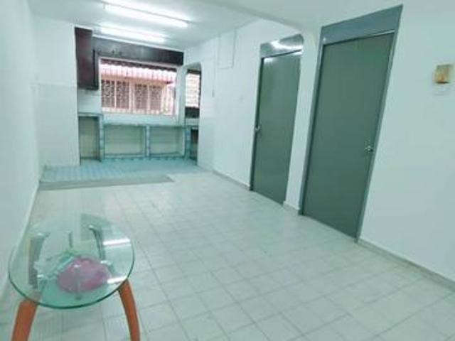 Full loan level 1 taman tun aminah flat