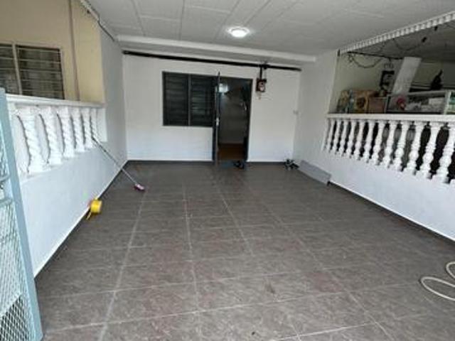 full loan Malim 75250 Terrace House