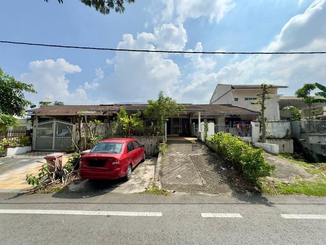FULL LOAN No DEPOSIT SINGLE STOREY SEKSYEN 17 PETALING JAYA