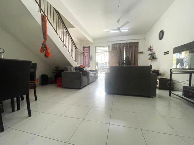 Full loan nice taman scientex jaya double storey terrace house senai