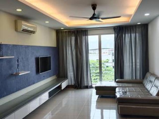Full Loan Nice Capri condo Butterworth For Sale