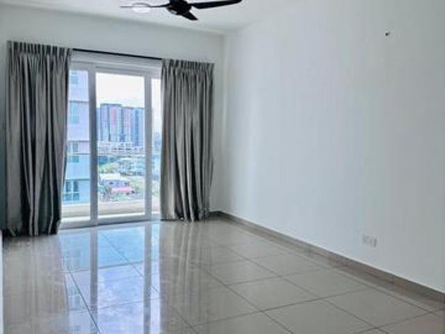 FULL LOAN Season Apartment 1010 Sqft LARKIN TOWN JOHOR BAHRU