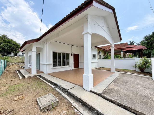 FULL LOAN SEMI D 1 Storey Taman Desa Baiduri Harmoni Salak Tinggi