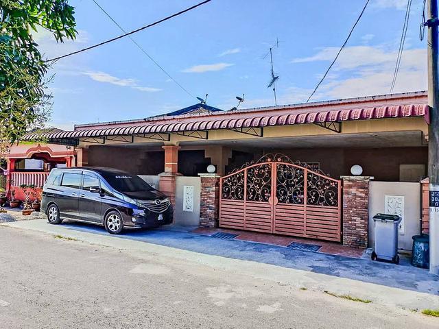FULL LOAN SemiD Single Storey Taman Industri Sri Sulong Batu Pahat