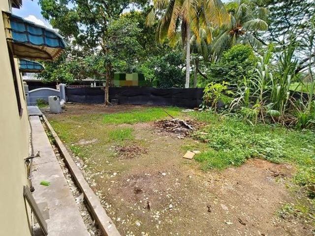 Full Loan Seri Alam Corner 2Storey Low Cost Corner House 28 land