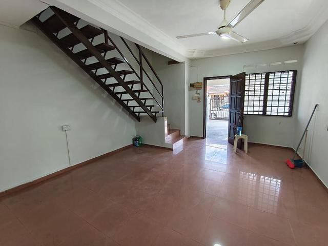 Full Loan Seri Alam Low Cost Double Storey Terrace Corner House masai