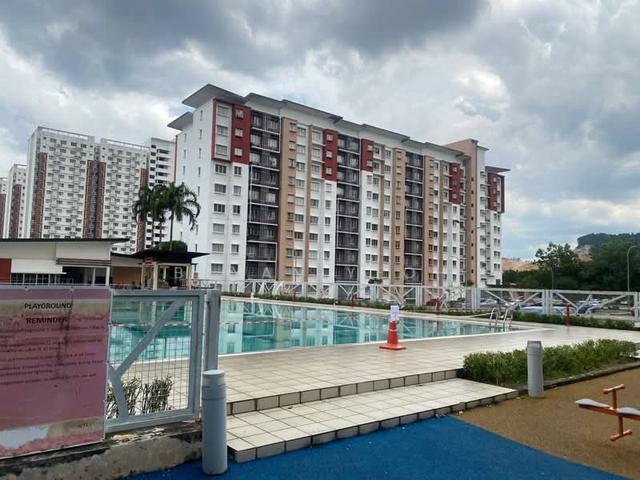 FULL LOAN Seri jati apartment 900sf 3r2b setia alam Freehold