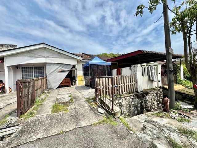 FULL LOAN Single Storey Terrace Taman Bakawali Bukit Sentosa Rawang