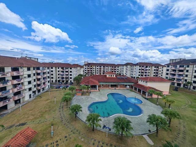 Full Loan Skudai villa apt cash out lv 5 v lift cheap sale pool gym