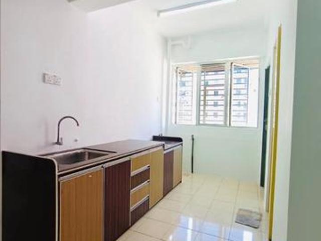 FULL LOAN Sri Aman Blk 1 Relau Sungai Ara KITCHEN RENO near SPICE