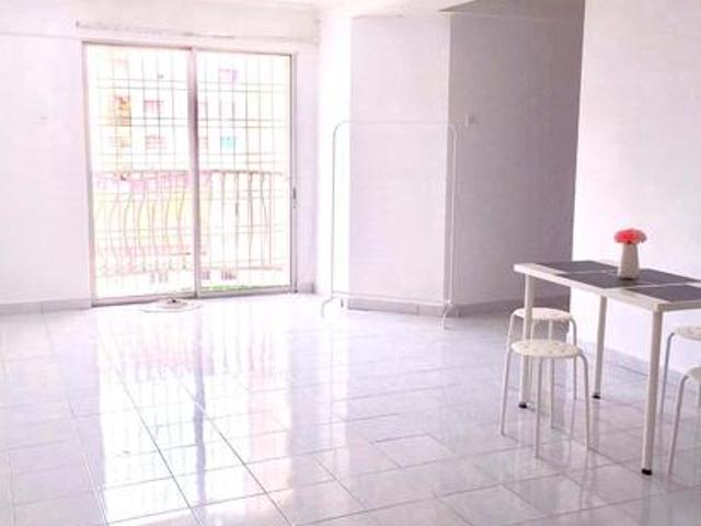 FULL LOAN Sri Hijau Condominium Bandar Mahkota Cheras Freehold