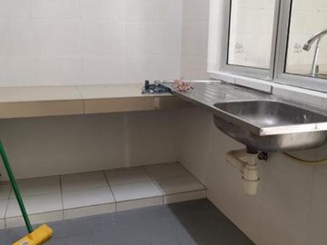 FULL LOAN Sri suajaya condo 1100sf Sentul Freehold 0 Dpayment