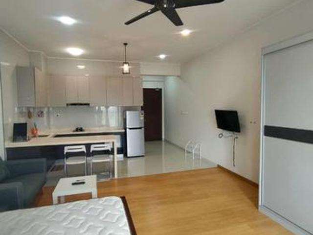 FULL LOAN Studio Amberside Country Garden Danga Bay Fully Furnished