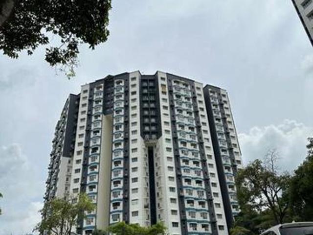 Full loan permas ville apt near ciq rts aeon jb town area low floor