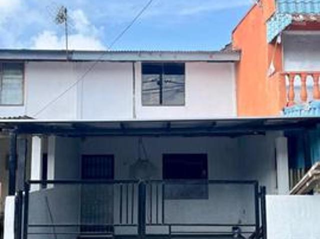 FULL LOAN Plentong Baru 2 Storey Low Cost Nearby Giant Plentong